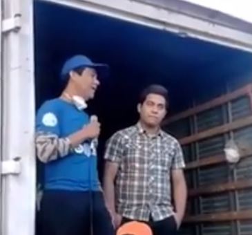 [Video] Américo entregando ayuda en el norte: “Este puto Gobierno no hace nada”