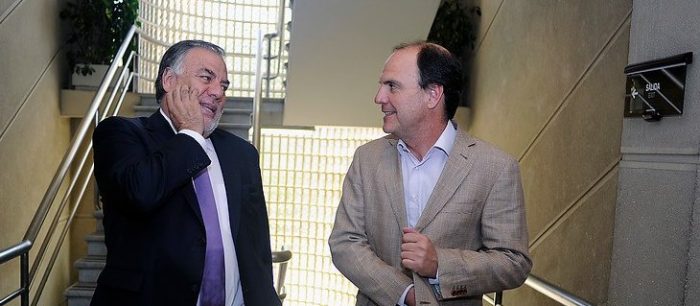Presidentes de RN y PS proponen incorporar a Partidos Políticos a Ley de Transparencia