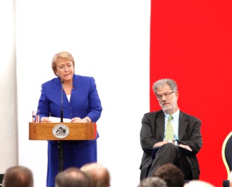 Tarud valora postura firme de Bachelet y destaca su «liderazgo en momentos difíciles y de turbulencias»