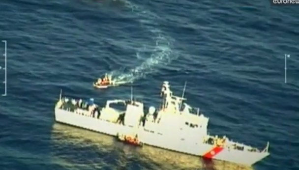 Video: Encuentran 9 cadáveres de inmigrantes y socorren a 114 personas en las costas de Libia