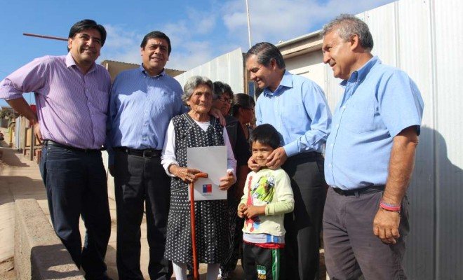 Bienes Nacionales entrega beneficios a comunidad de Taltal afectada por aluvión