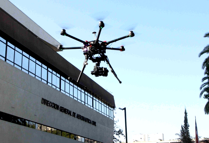 Nueva normativa exige permiso de la DGAC para el vuelo de drones