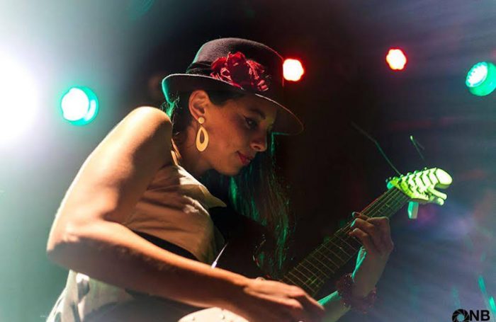 Destacada guitarrista Didi Wray en recital de surf-rock en Centro Arte Alameda, 23 de abril