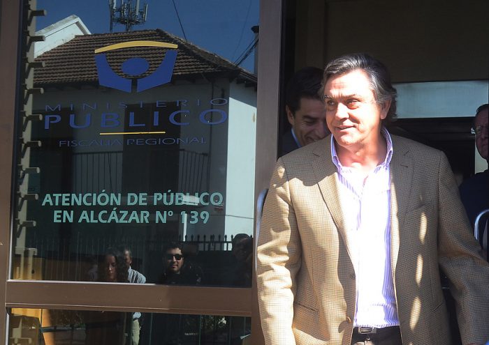 Longueira envía señal a La Moneda por caso Caval y contrata al mismo abogado que defendió a Tomás Mosciatti