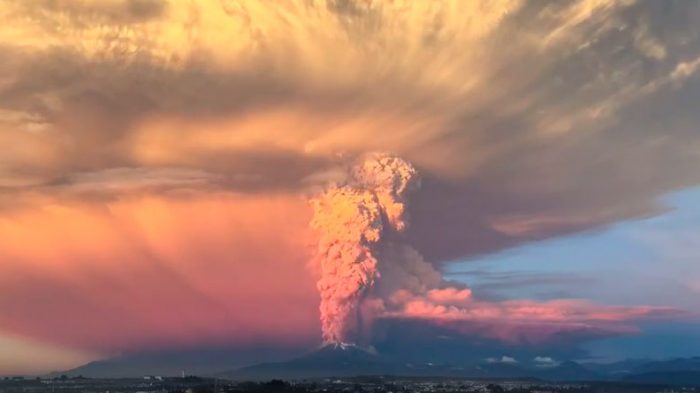 Video: Mira el impactante time-lapse de la erupción del volcán Calbuco