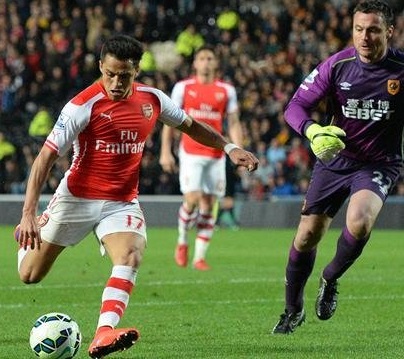 Video: Sánchez sigue encandilando y anotó dos goles para el Arsenal