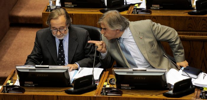 Moreira y Novoa son los primeros políticos formalizados en el caso Penta