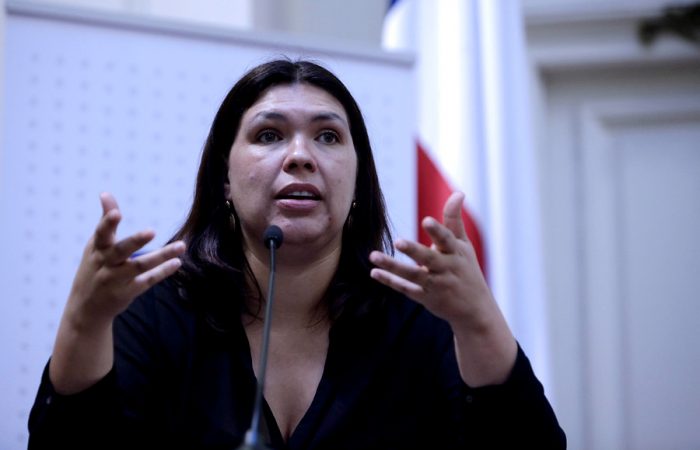 Bárbara Figueroa: «La tensión en nuestro país está en el dominio del dinero en todas las escenas de la vida»