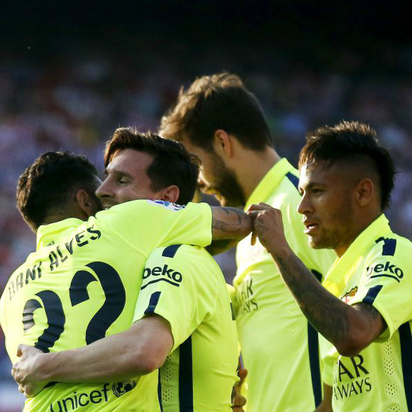 Video: Claudio Bravo y el Barcelona bajaron la estrella 23