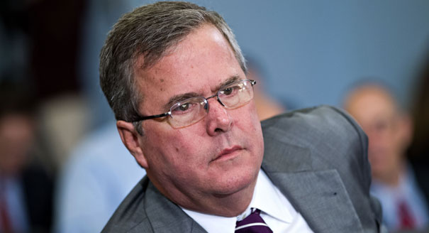 El primer obstáculo de Jeb Bush hacia la Casa Blanca: la sombra de su hermano