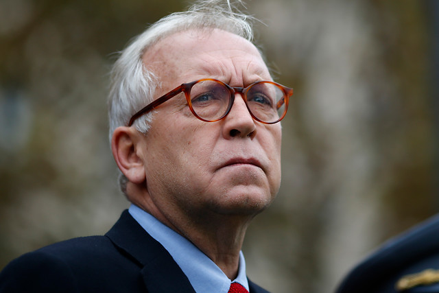 Jorge Burgos marca su conservador estilo: «A mí no me gustan las retroexcavadoras»