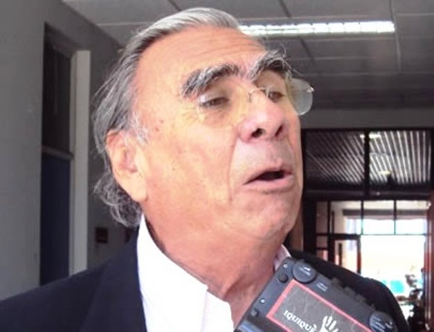 Alcalde «chucheta» de Iquique increpa a manifestantes: “El 60% son ahueonados, porque siguen votando por mí”