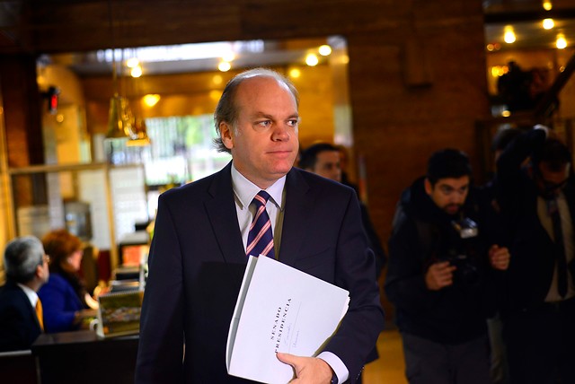 Presidente del Senado: «Si La Haya acoge demanda boliviana se provocaría un caos»