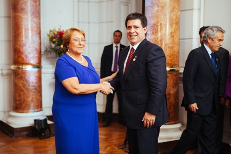 Bachelet suspende viaje a Paraguay debido a cambio de gabinete