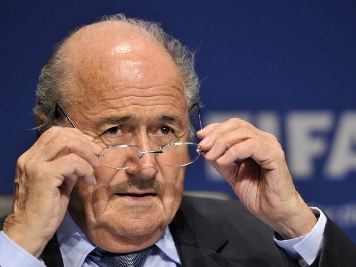 Blatter vendió derechos televisivos muy por bajo del precio de mercado