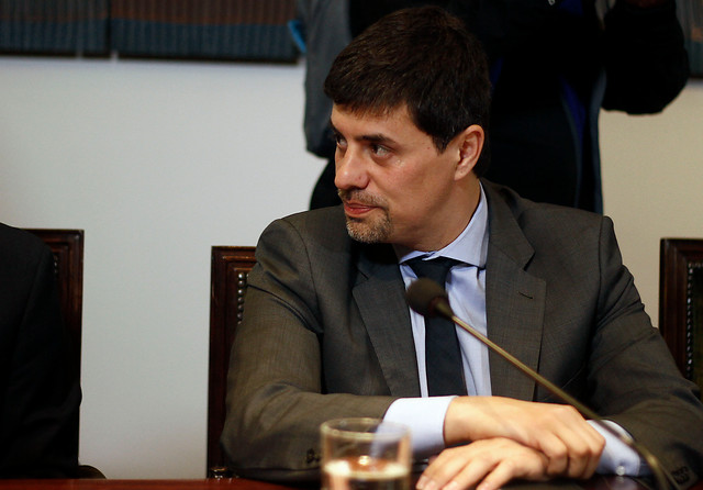 Nuevo vocero de Gobierno: «El único giro que tenemos es el giro hacia los chilenos»