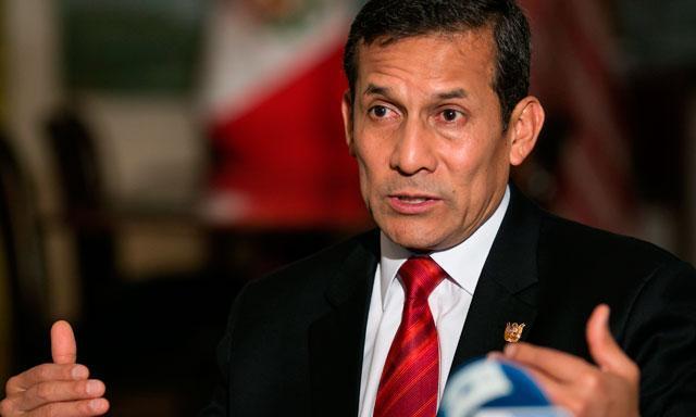 Humala afirma que Perú evaluará los términos usados por Chile en La Haya