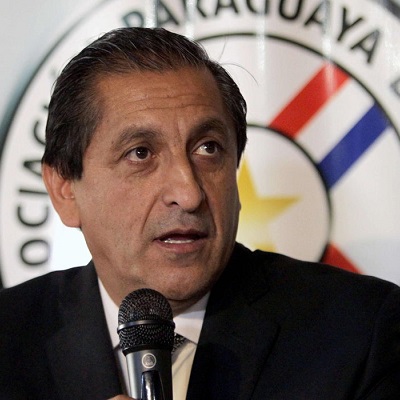 Paraguay llama a Justo Villar y Lucas Barrios