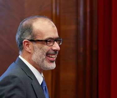 Oposición quiere citar a ministro Valdés y a Jorratt para que expliquen conflicto interno en SII