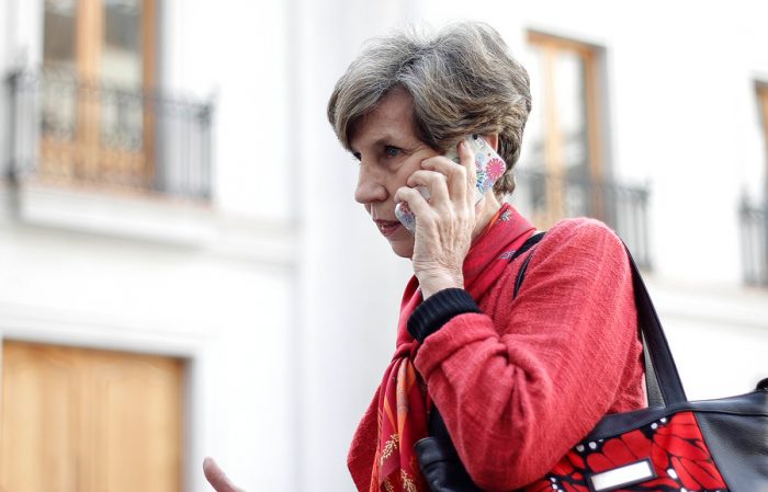 Allende manda señal a SQM y habla de «alianza público privada» para explotar el litio