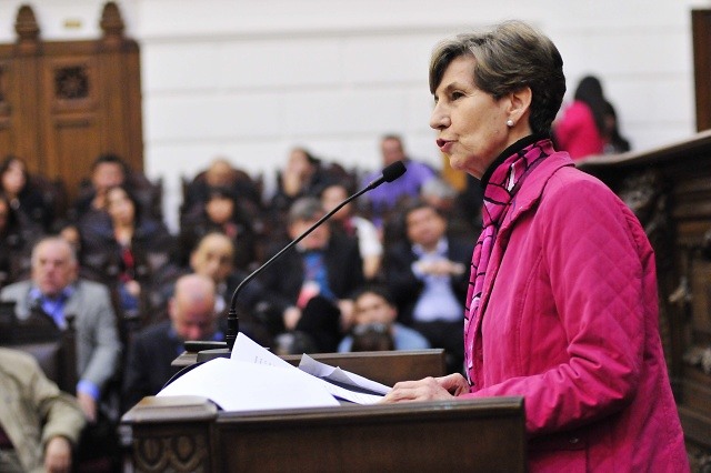 Allende le pone presión a Corfo para que rescinda los contratos con SQM y apuesta por la estatización