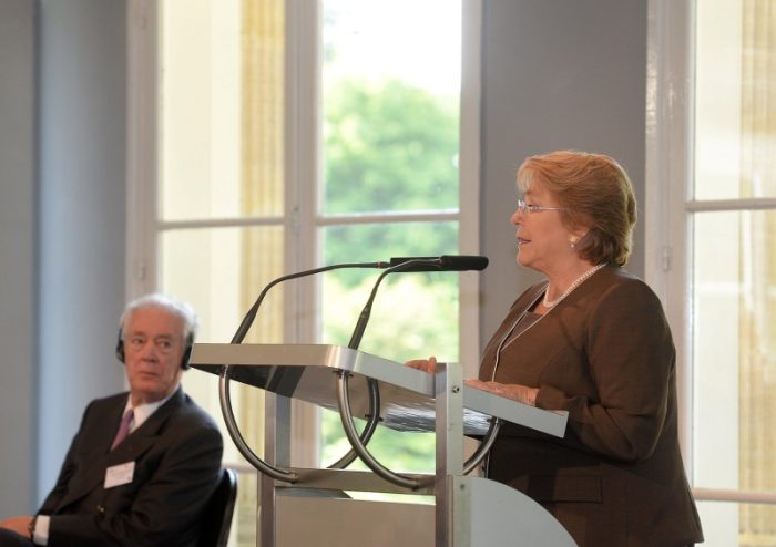 Bachelet: «No somos un país poco serio ni populista»