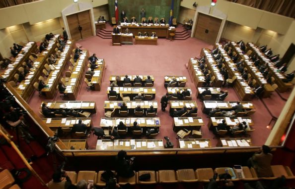 Comisión de Hacienda despachó proyecto de Reforma Laboral a Cámara de Diputados