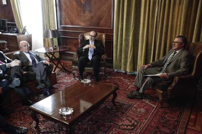 Rodrigo Valdés alinea a la Nueva Mayoría detrás de la idea de que hay que concentrarse en el crecimiento