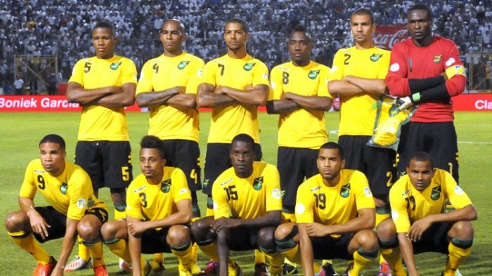 Jamaica progresa en cámara lenta