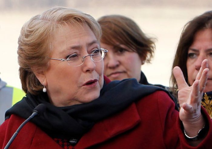 Bachelet llama a «terminar con la lesera» por falta de nombramientos
