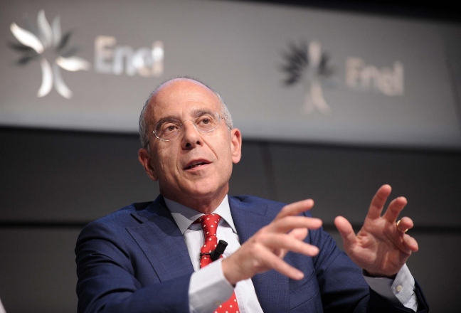 CEO de Enel minimiza importancia de pagos de Endesa Chile a políticos y la describe como una historia «aburrida»