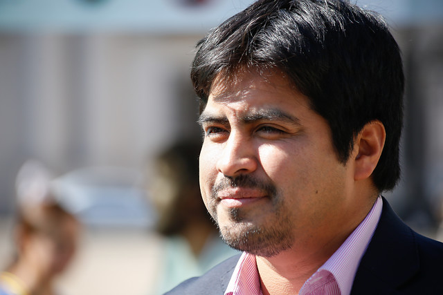 Diputado Melo critica al ministro de Hacienda: «No es bueno que actúe como vocero de los empresarios»