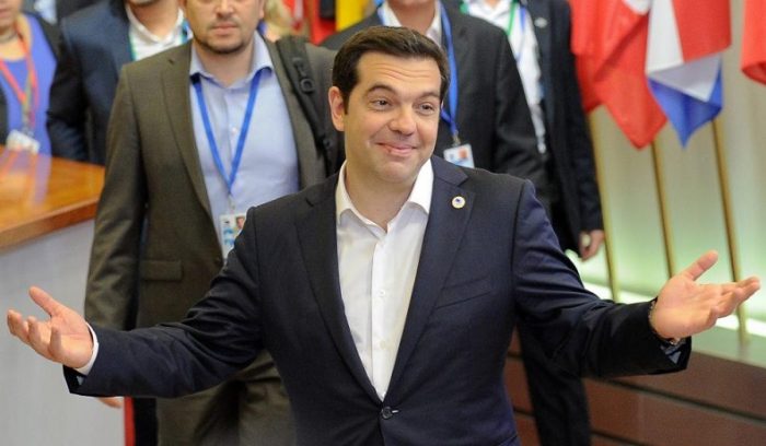 Gobierno griego con ánimo optimista: ve posible incluso evitar la cumbre del domingo, plazo límite de los acreedores
