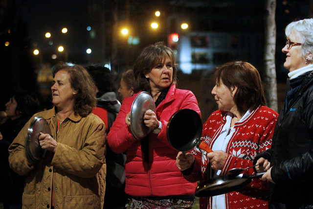 «Cacerolazo» contra la delincuencia se replicó en otras ciudades de Chile