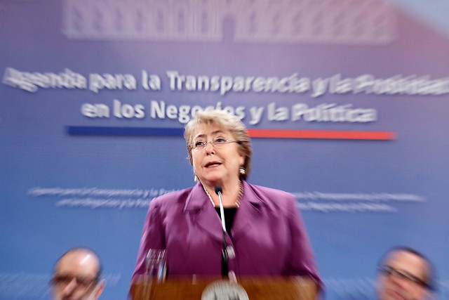 Bachelet: «No hay espacio hoy en Chile para que las empresas financien a los partidos políticos»