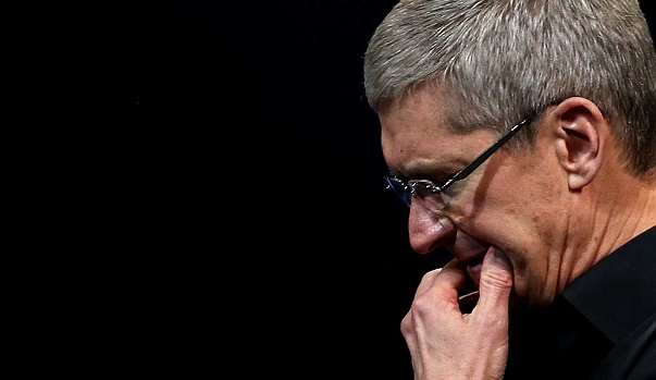 El dolor de cabeza de US$181 mil millones de Tim Cook: el dinero que Apple tiene en el exterior