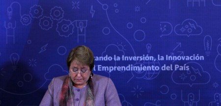 Contardo sepulta la pirotecnia  comunicacional de Bachelet con su “Todos x Chile” y la califica de “sicología barata”