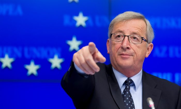 Presidente de la Comisión Europea pide dejar de lado los «egos» y evitar el grexit (salida de Grecia de la UE)