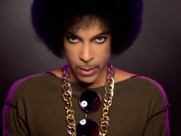 Nueva batalla contra plataformas de streaming: Prince retira su música de internet a excepción de Tidal