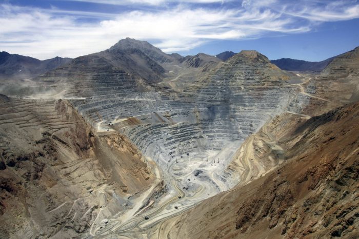El día de la verdad para las grandes mineras: BHP Billiton y Antofagasta reportan fuertes bajas en sus ganancias