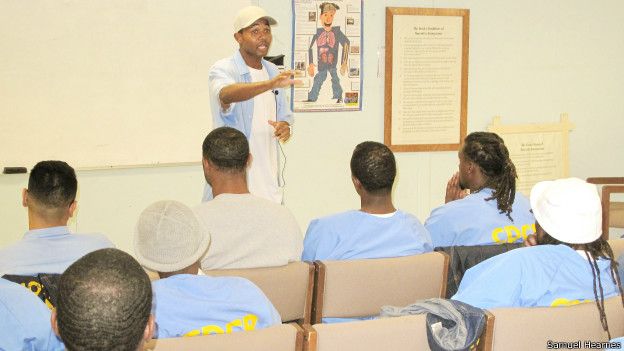 Curtis Carroll, el asesino que enseña a invertir exitosamente en Wall Street desde la cárcel