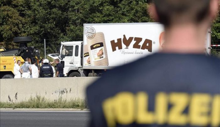 Más de 70 cadáveres son hallados en el interior de un camión en Austria