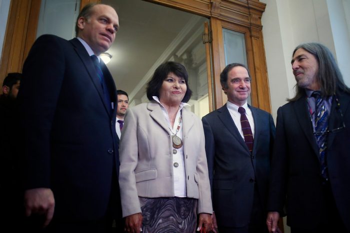 Presidente del Senado anuncia conformación de comisiones unidas para  realizar trabajo permanente en  Derechos Humanos