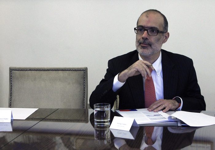 Rodrigo Valdés sale a calmar las aguas, con el gobierno y el mercado anticipando un IPoM lleno de malas noticias