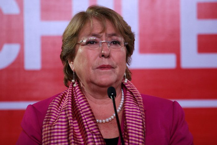 Bachelet cierra cónclave de la Nueva Mayoría sin aclarar letra chica de los principales proyectos