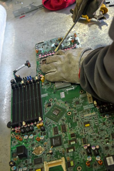 Fundación Chilenter envía más de 16 toneladas de residuos tecnológicos para ser reciclados en Holanda