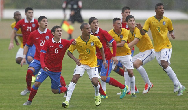 Chile Sub 17 cae goleado 3-0 por Brasil