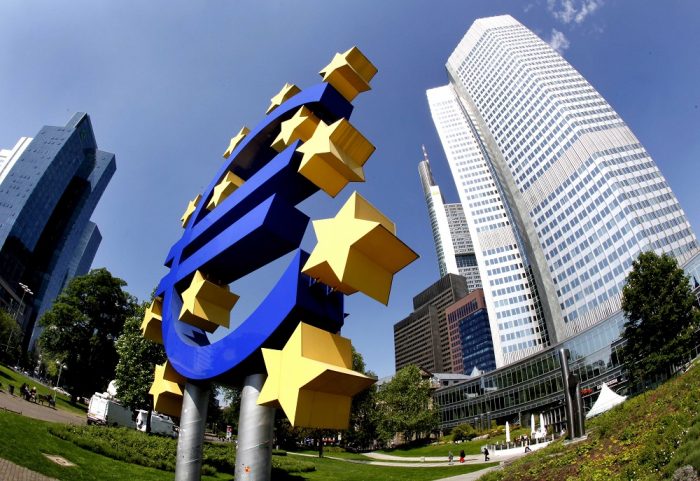 Banco Central Europeo mantiene tasa en el 0 % y espera que «se mantenga en este nivel por un periodo de tiempo prolongado»