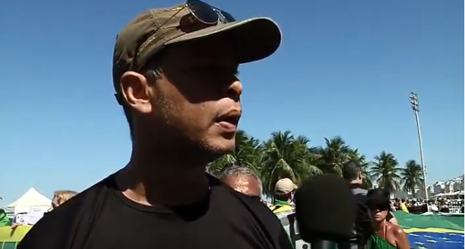 [Video] La protesta contra Dilma en Brasil  donde un manifestante alaba a Pinochet