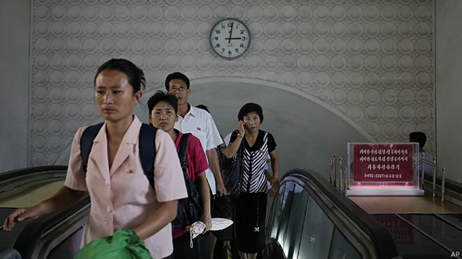 Corea del Norte atrasa los relojes 30 minutos para romper con el «retorcido imperialismo»